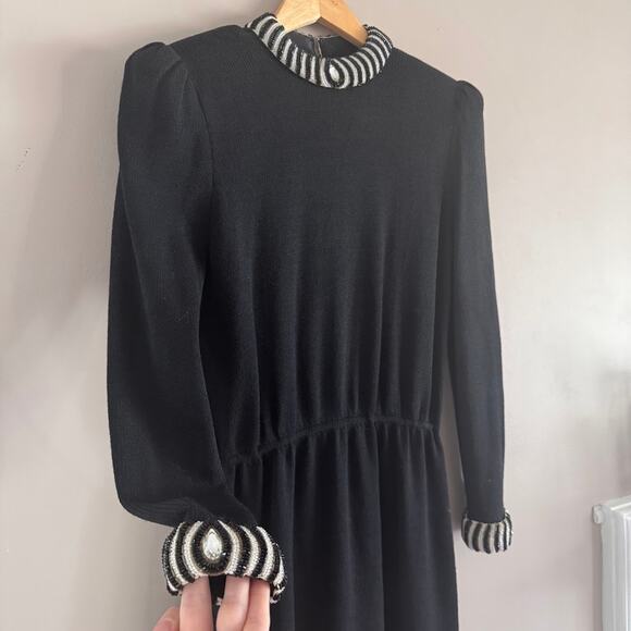 St. John By Marie Gray Vintage Black Beaded Trim Collar and Cuff Knit Dress 4 - Picture 5 of 14